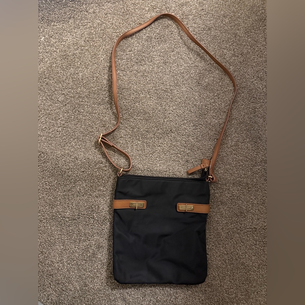 Tommy Hilfiger Black and Brown Crossbody Bag NWOT